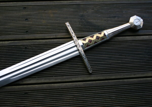 Lattice Sword