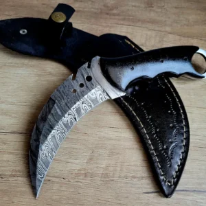 Damascus Karambit